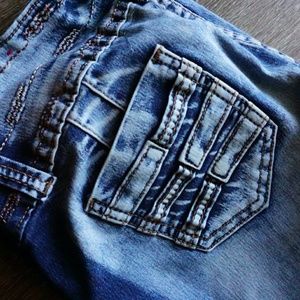 STRETCHY Acid wash jeans